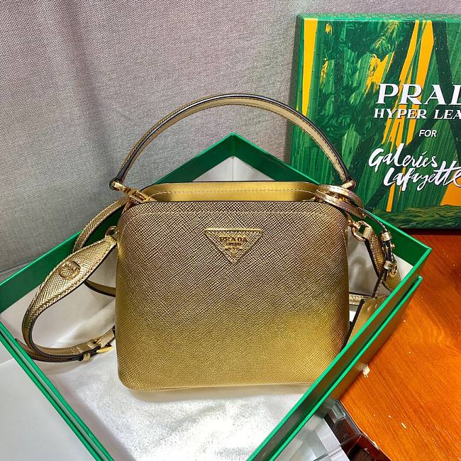Pra*a matinée micro saffiano leather bag 1ba286 21 x 16.5 x 9.5 cm