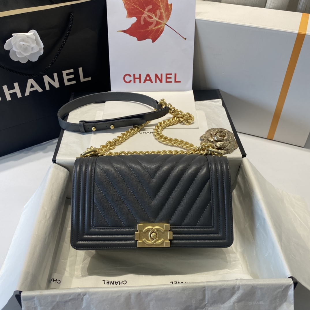 Ch**el medium boy bag chevron gold-tone metal grained leather dark gray a67086 25cm