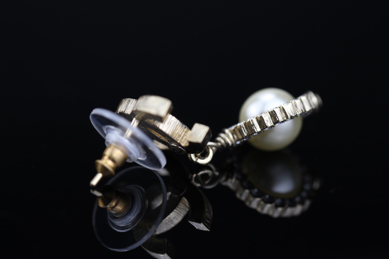 Ch**el earings 03