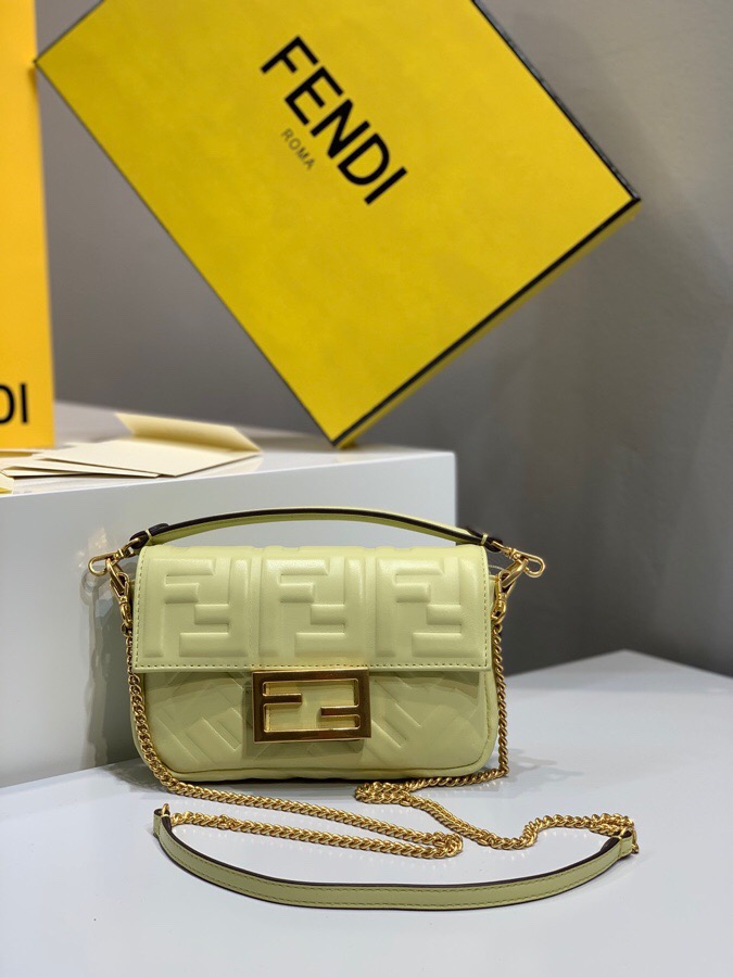 F**di small baguette nappa leather lime 8bs017 18 x 4 x 11 cm