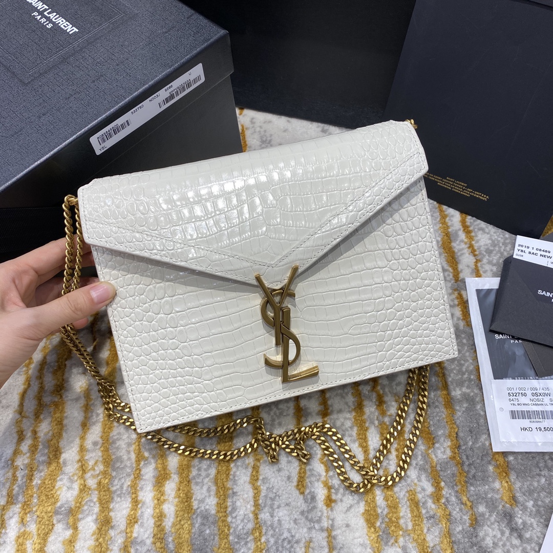 Y51 cassandra medium chain bag crocodile leather gold-tone metal white 532750 22 x 16.5 x 5.5 cm