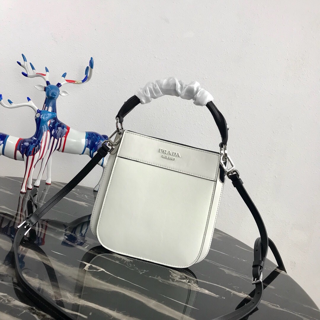 Pra*a small margit leather bag white 1bc082 20 x 7 x 20 cm