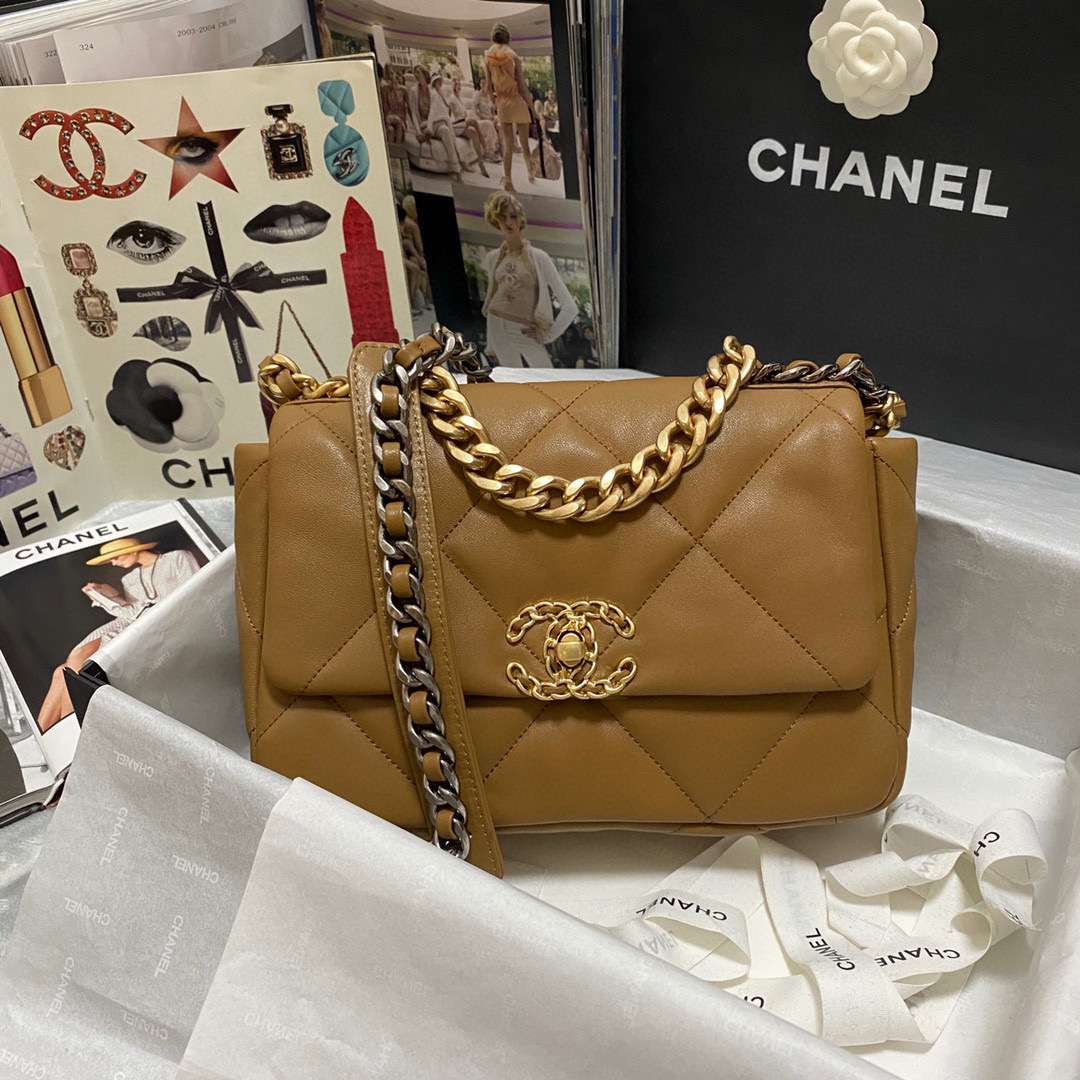 Ch**el 19 calfskin in brown-26×16×9cm