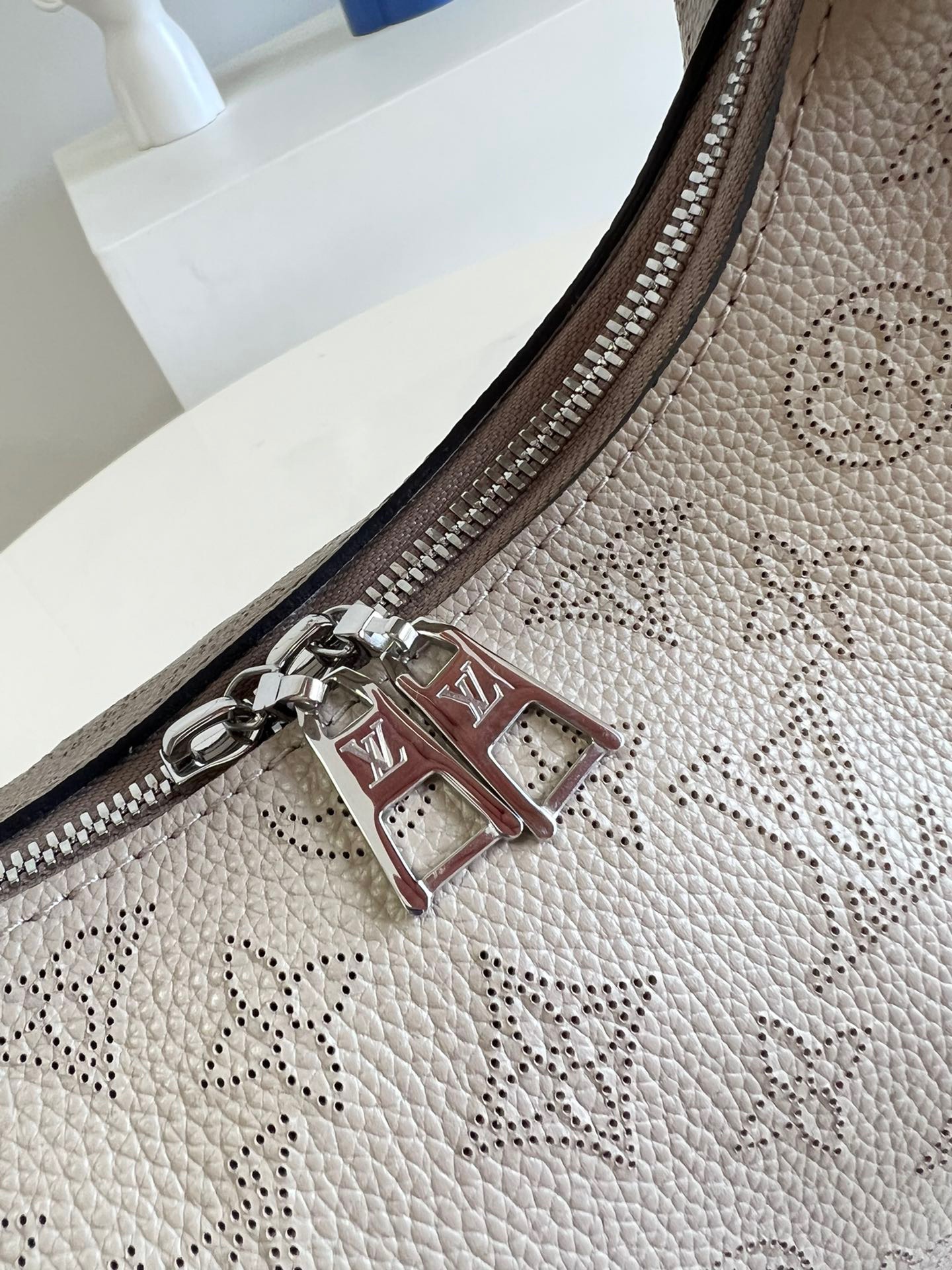 LV Why not PM light brown M20700 28cm