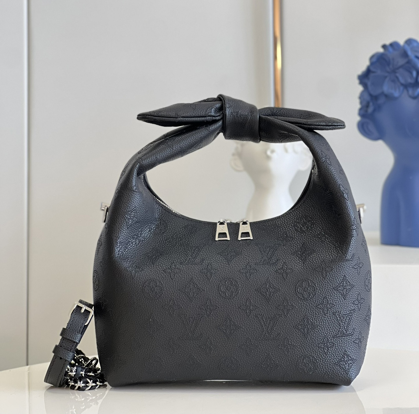 LV Why not PM black M20700 28cm