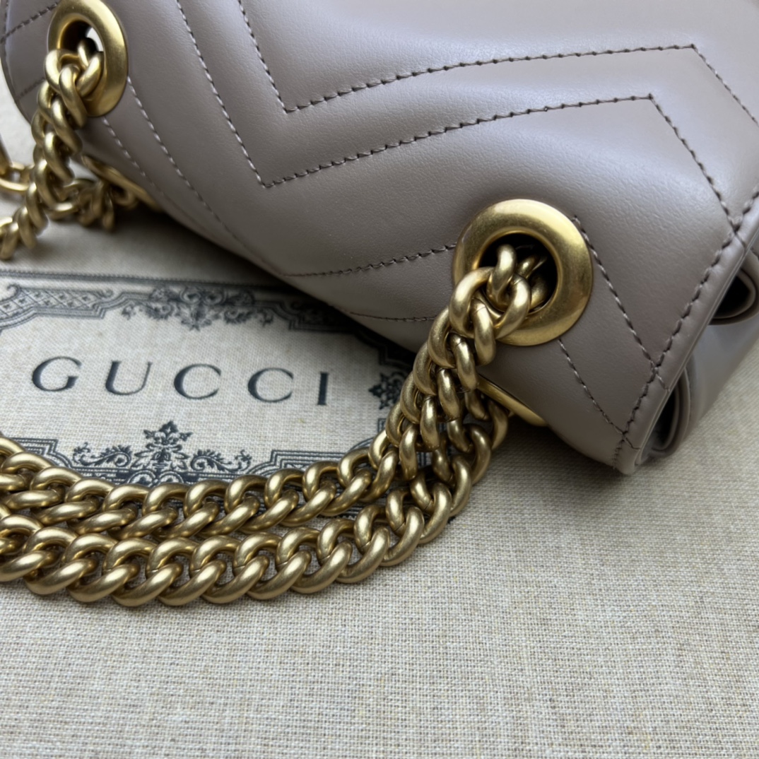 GG Marmont mini shoulder bag Beige 739682 - 18x15x8cm