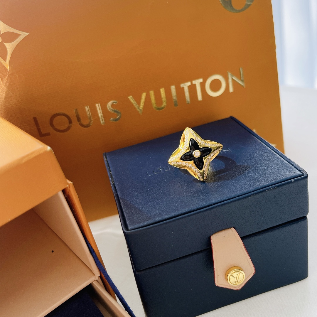 LV ring 18550