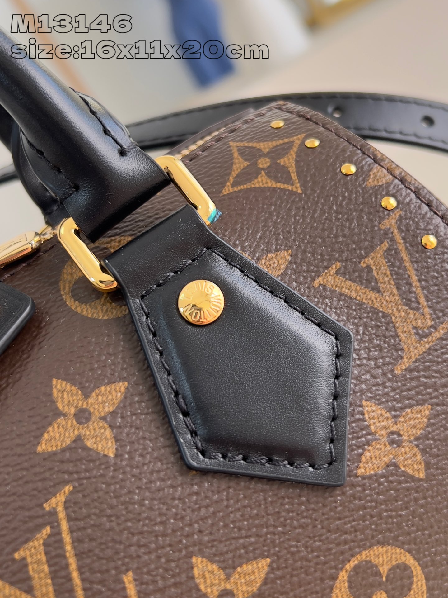 lv Speedy Trunk 20 M13146 16 x 11 x 20.5
