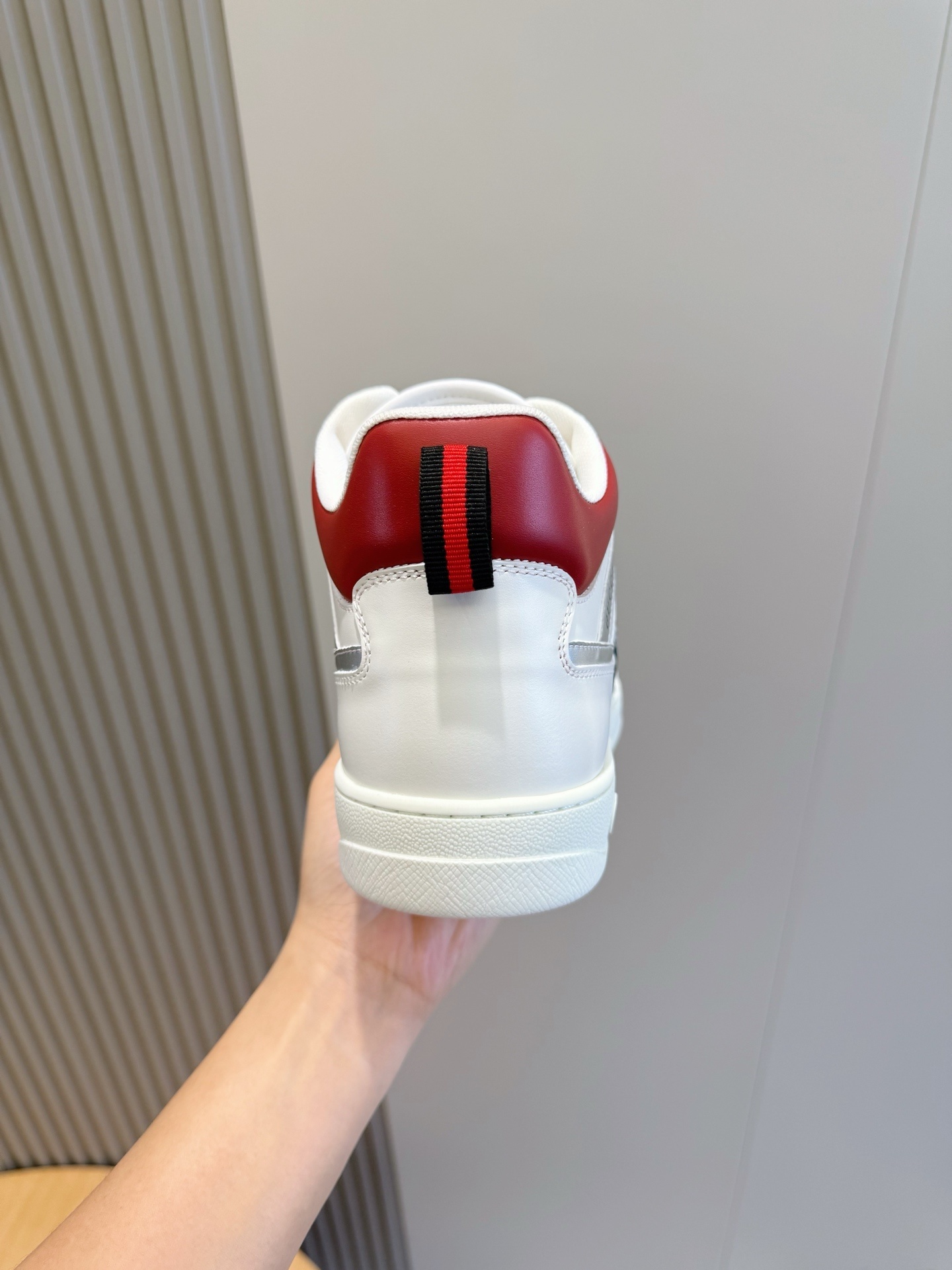 Gvc*1 sneaker 04
